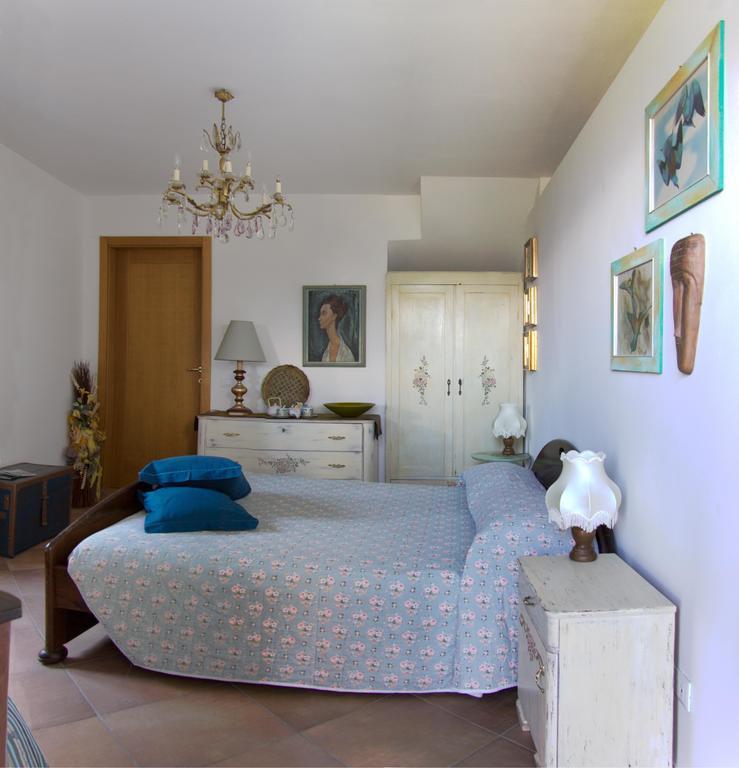 B&B Alba Sul Lago 페르지네 발수가나 객실 사진
